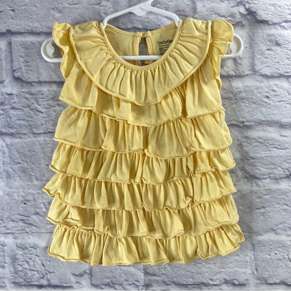 ✨ Baby Gap Ruffle Top – Sweet & Layered Look ✨ - Picture 2 of 6
